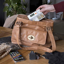 TabTime 4 - Pill box with an alarm with large compartments - Tabtime Limited